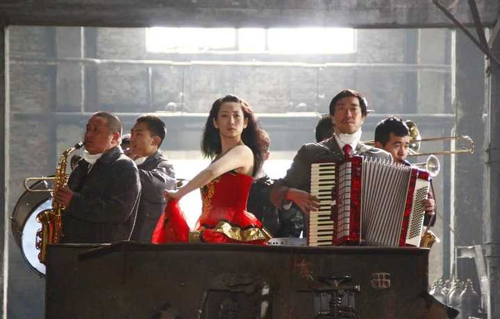 东三省人口哪年开始人口负增长,东三省人口总数和出生人口