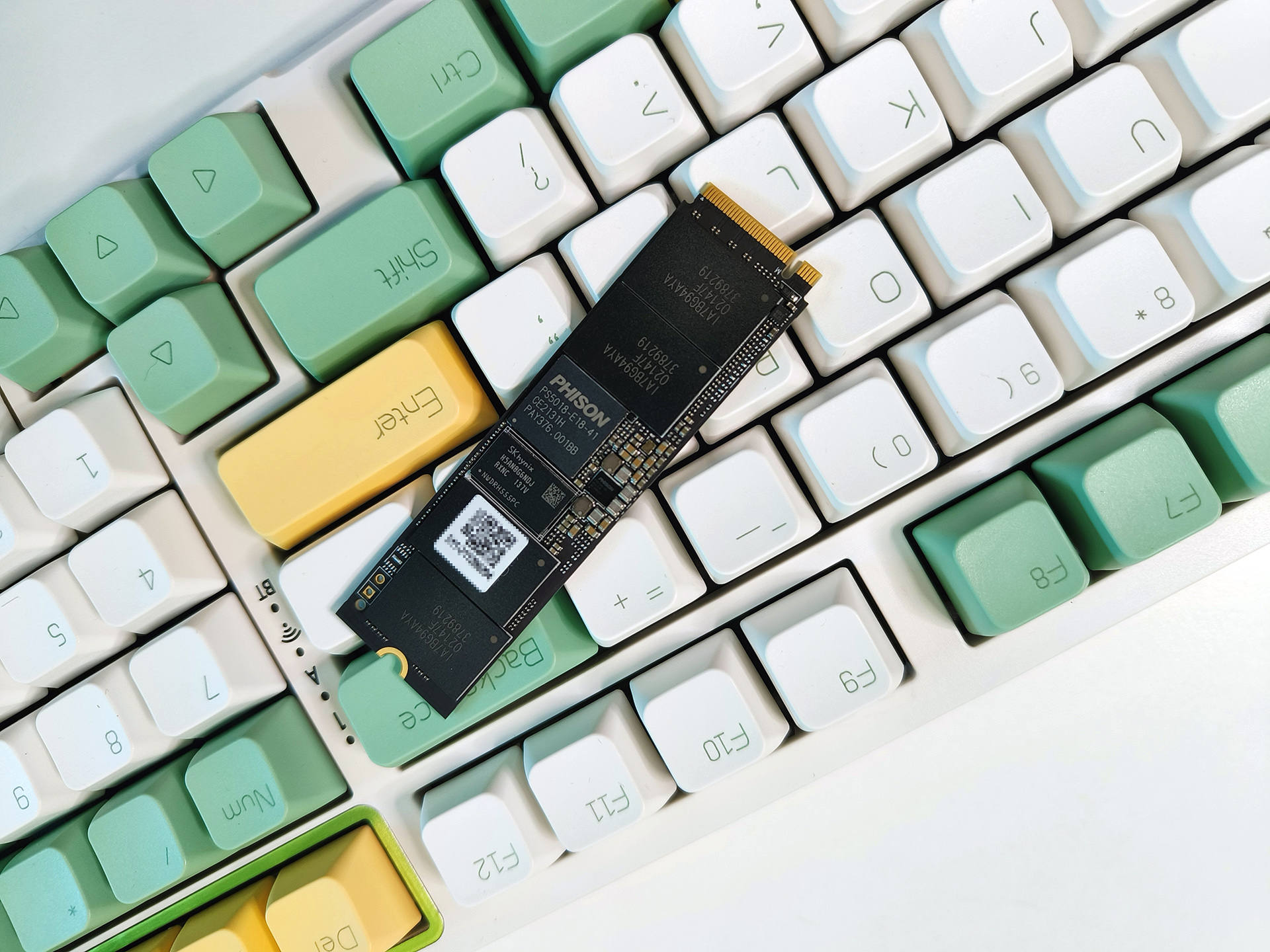 aigop7000ddiy移动固态硬盘,aigo的固态硬盘怎么样