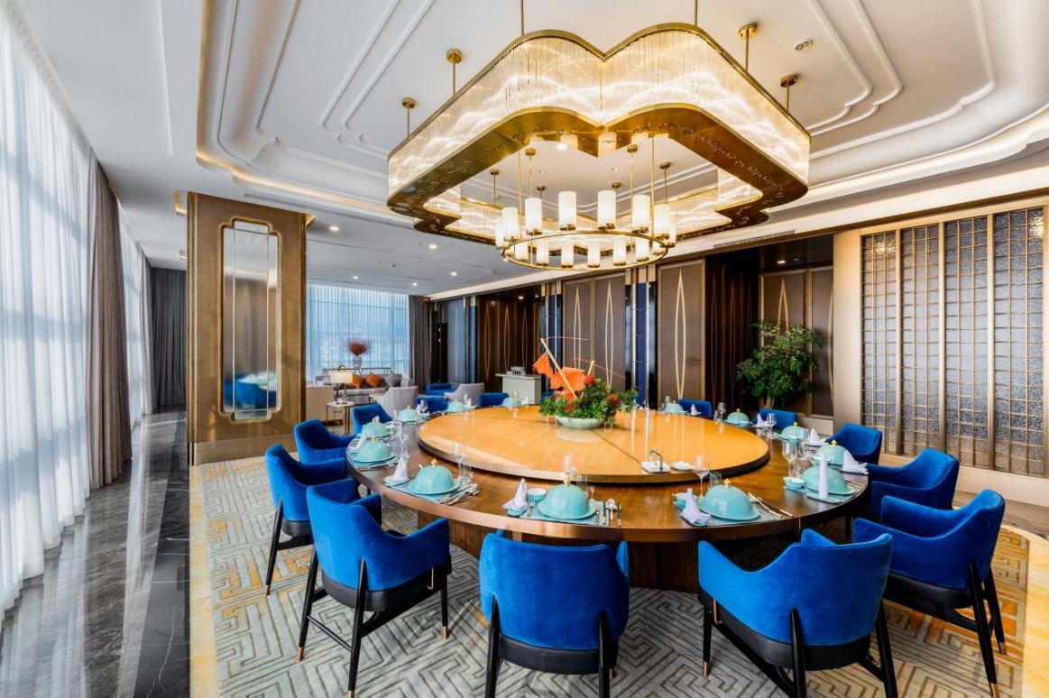 坦诚迎宾，孚面春风，坦孚酒店正式启幕成遂宁时尚潮流新地标