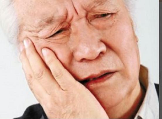 老年人一般多少岁才开始“掉牙”？牙齿脱落后，需要注意什么？