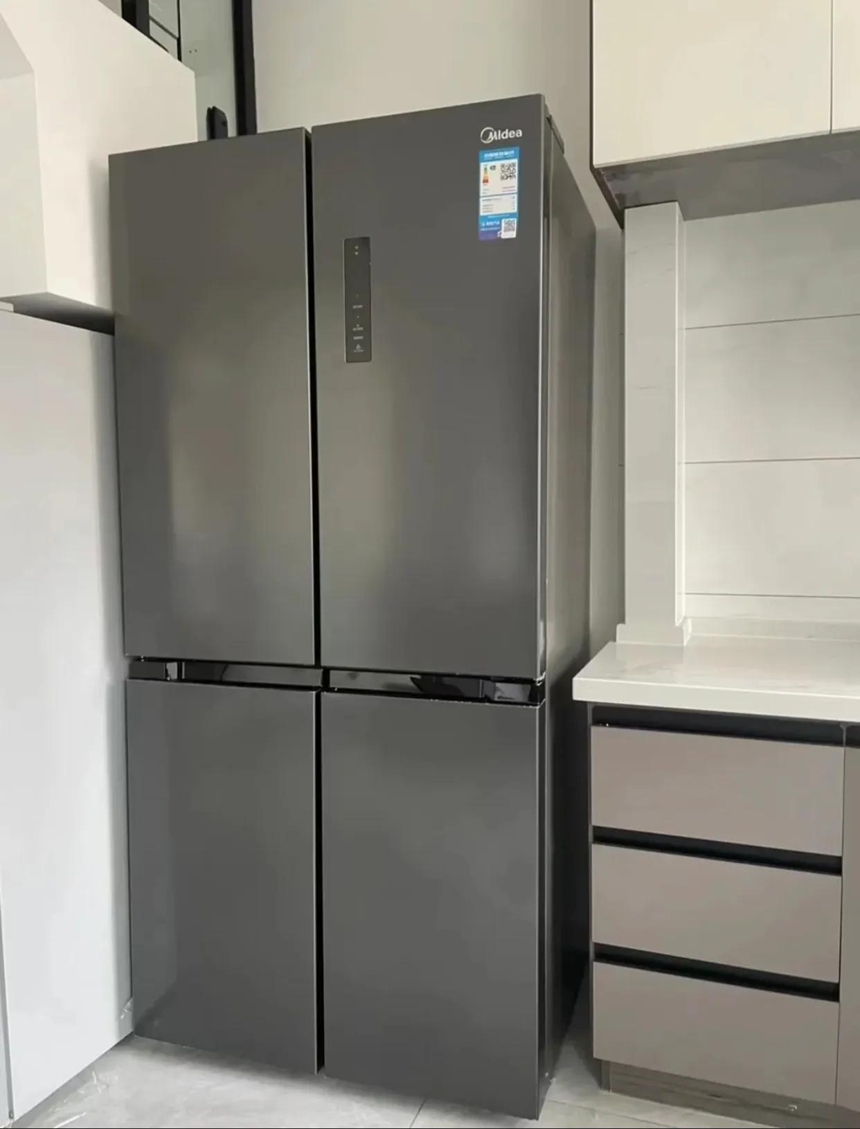 智能冰箱与普通冰箱的对比视频,冰箱全生态和普通冰箱有什么区别