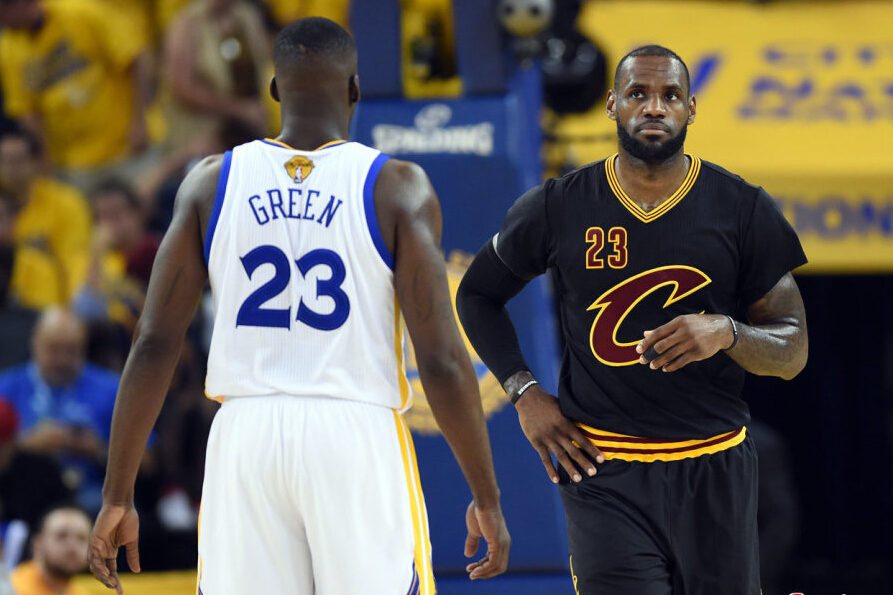 曾经球迷公认魔神皇佛鲨，如今小球时代五个位置最强球员都是谁？