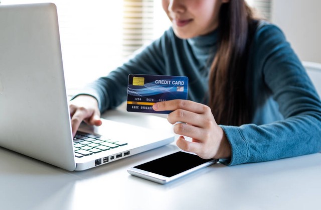 黄金期货与黄金股票,黄金期货跟黄金现货的区别