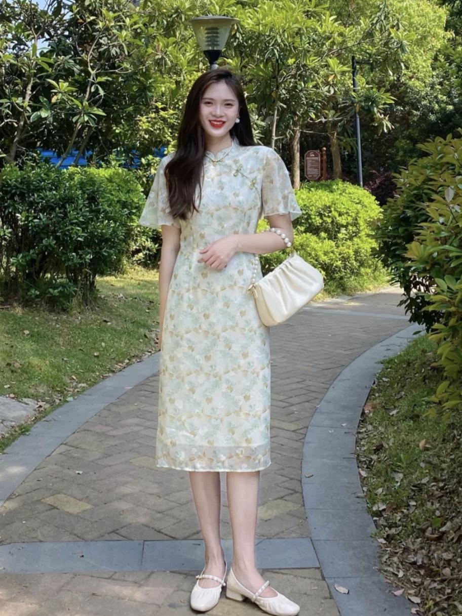 欧阳娜娜、杨超越争着蹭热度的新顶流，原来长这样