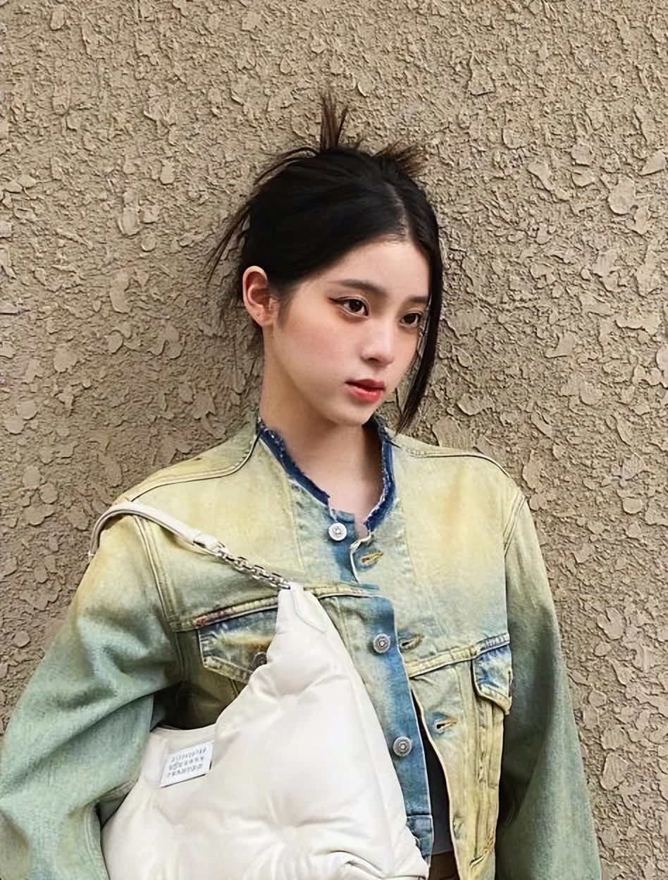 波浪卷发简单编发,人鱼微卷编发造型