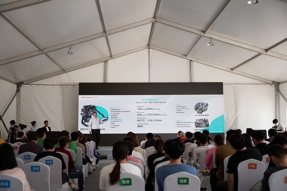 型格潮流版,广汽本田型格cvt尊享版试驾