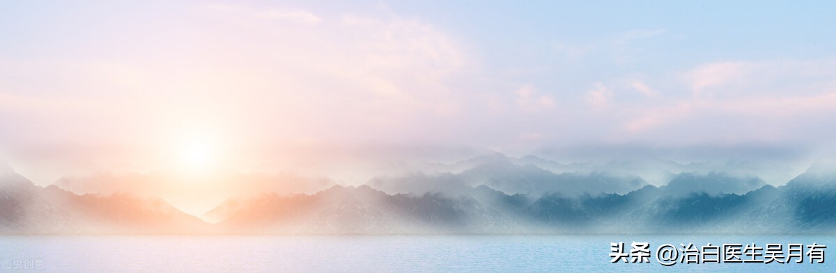 白癜风经过治疗白斑中间出现黑点,白癜风患者白斑擦药后越变越白