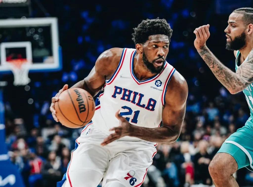 NBA各队最强外援！雄鹿掘金均握有MVP，76人大核成“三姓家奴”