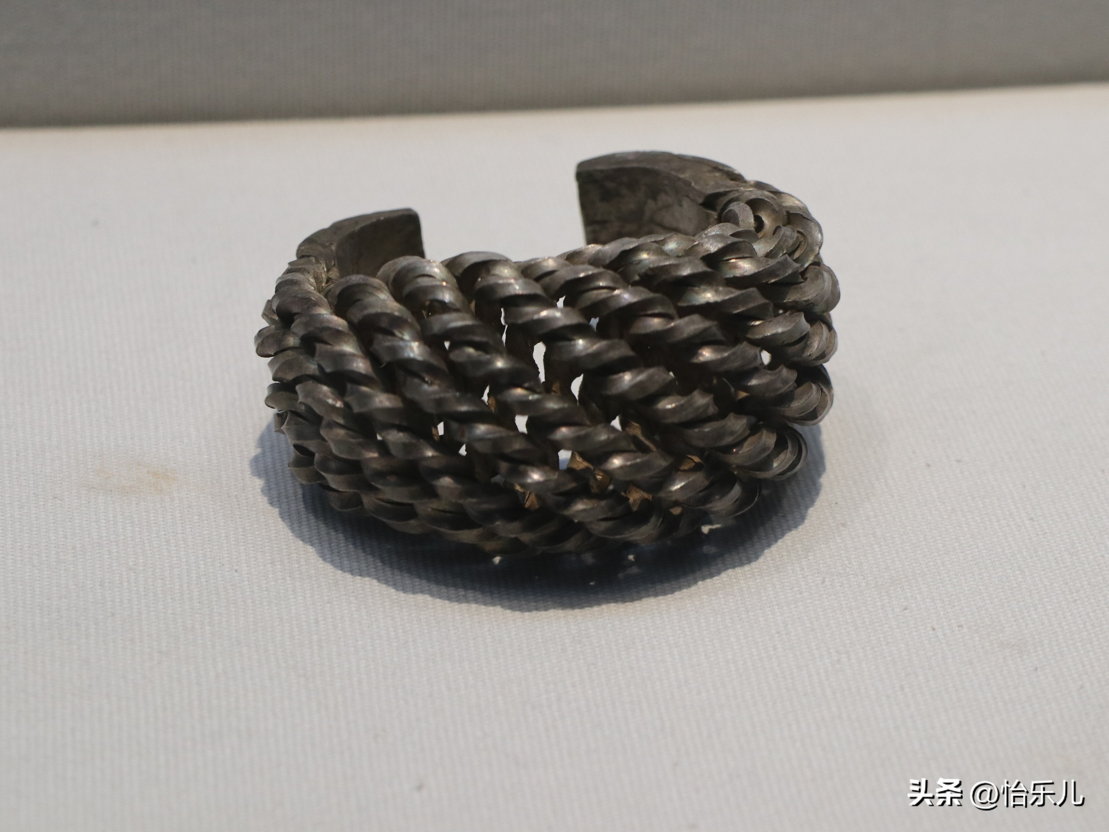 云南最著名的银饰,云南银饰元素