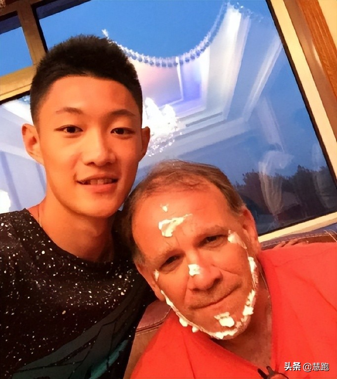 王嘉男跳远破纪录,世锦赛跳远王嘉男8米36绝杀夺冠