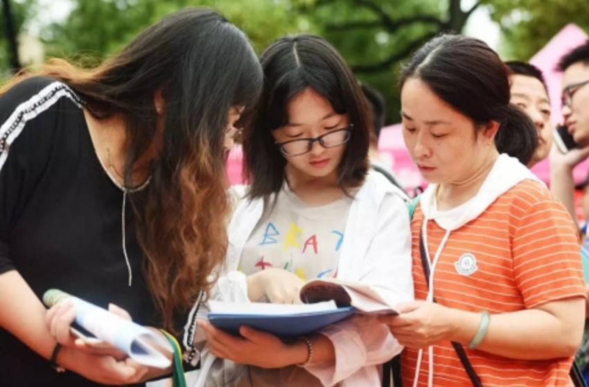 2022年医学专科热门专业,2022年大学生报考的热门专业