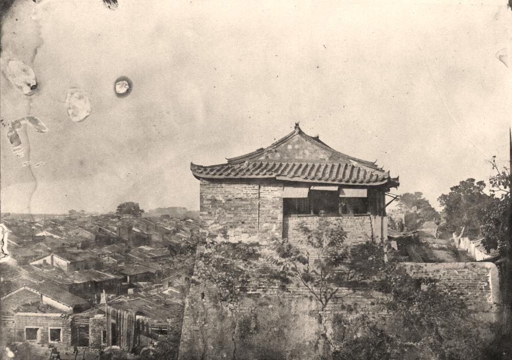 日军日记：*安妇慰**不服从管教，我很愤怒，用*刀刺**插入她的*体下**