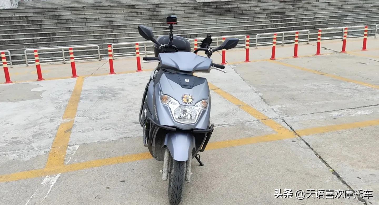 二手豪爵虎鲨vx125与afr选哪款,豪爵虎鲨vx125哑光星际灰自喷漆