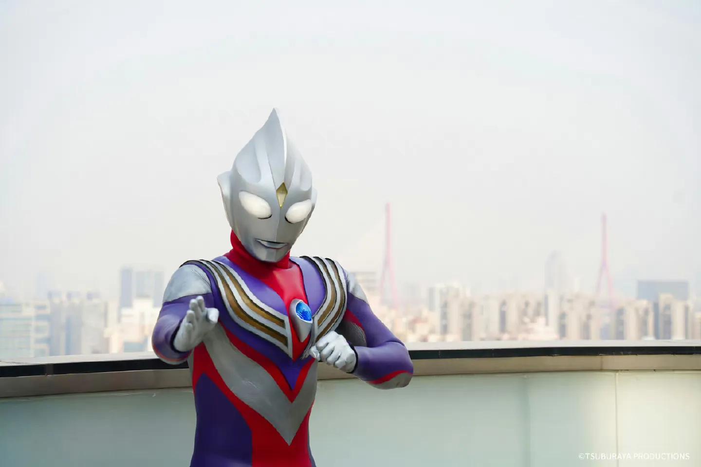 c罗与迪迦奥特曼,论c罗