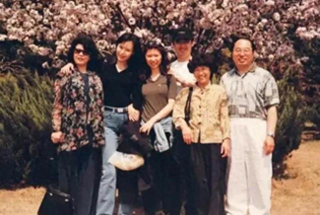 吴秀波：北京“夜场”一个月8000，沦落到至今只怪“没良心”