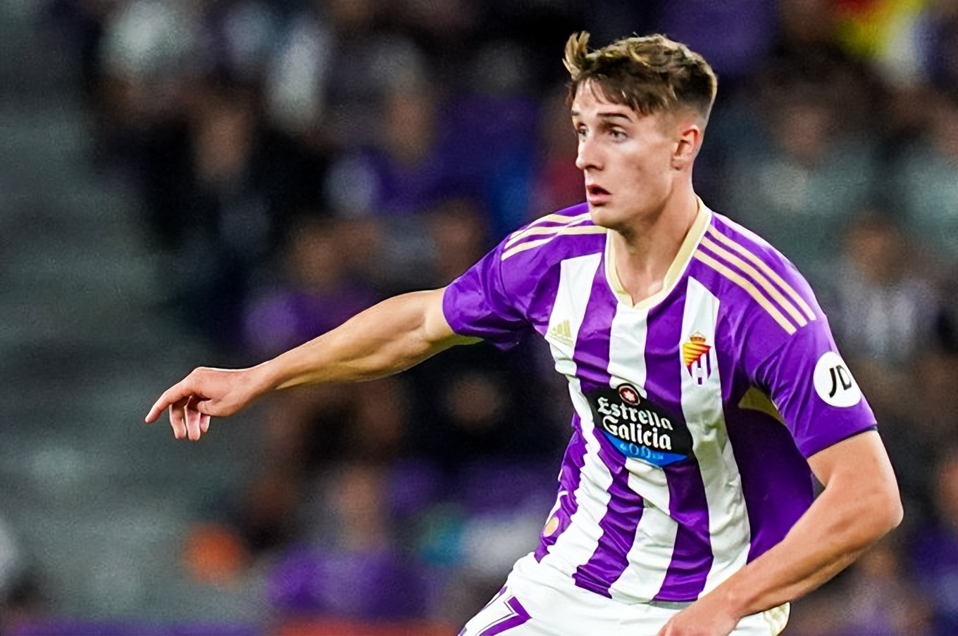 西班牙18岁后卫,西班牙右后卫新星