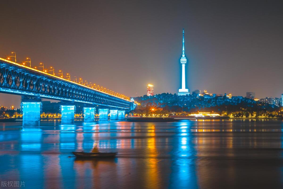 武汉旅游攻略路线安排,西安出发自驾武汉旅游攻略