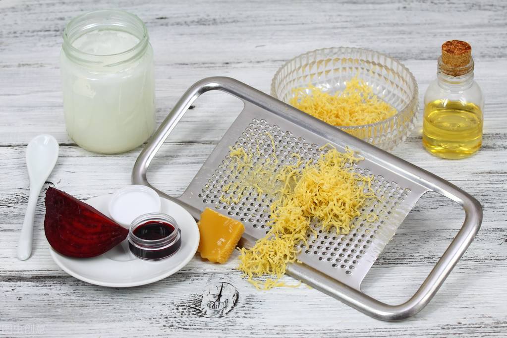 每天涂口红会致癌吗是真的吗,口红有毒的危害