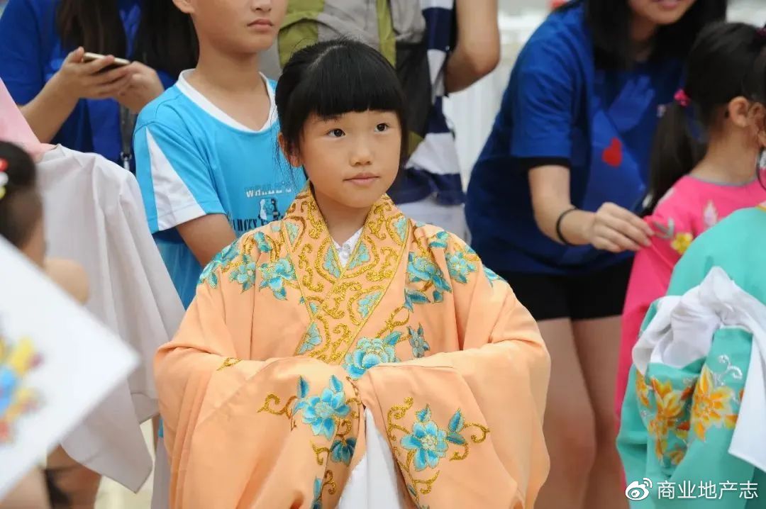 2023中国商业社区营造发展论坛今日举行