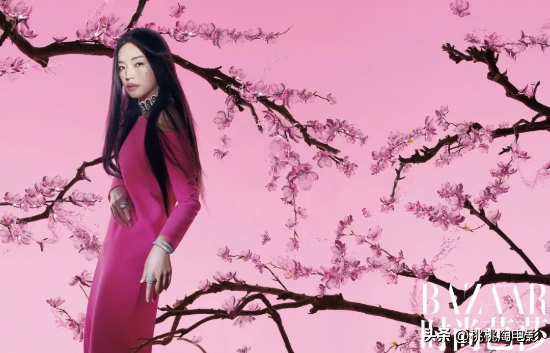 舒淇时尚芭莎九月刊封面构图解释,舒淇时尚芭莎最新杂志封面大片