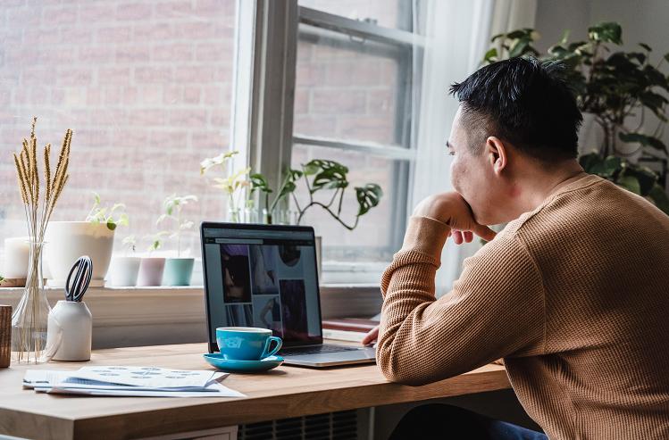 图片换背景在线制作,图片换背景电脑