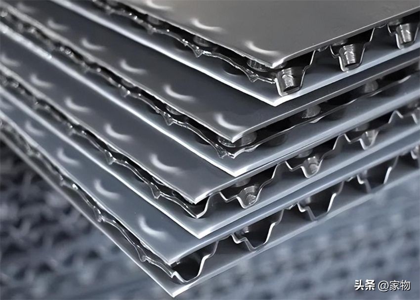 蜂窝大板铝扣板吊顶价格一览表,蜂窝大板吊顶与铝扣板吊顶的价格