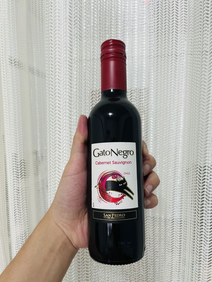 前段时间开始喜欢喝葡萄酒,买了这款黑猫葡萄酒体验一下