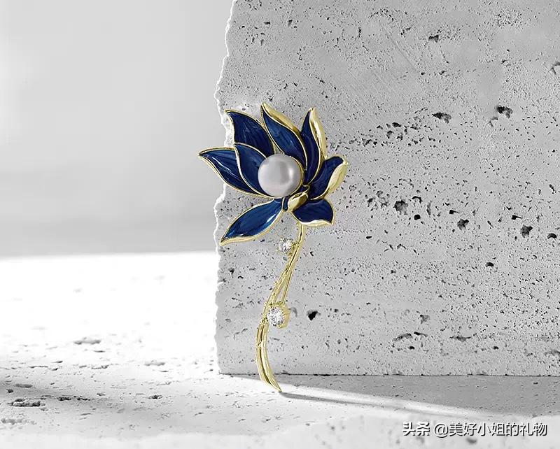 母亲节礼物项链黄金推荐,母亲节礼物排行榜前十名黄金饰品