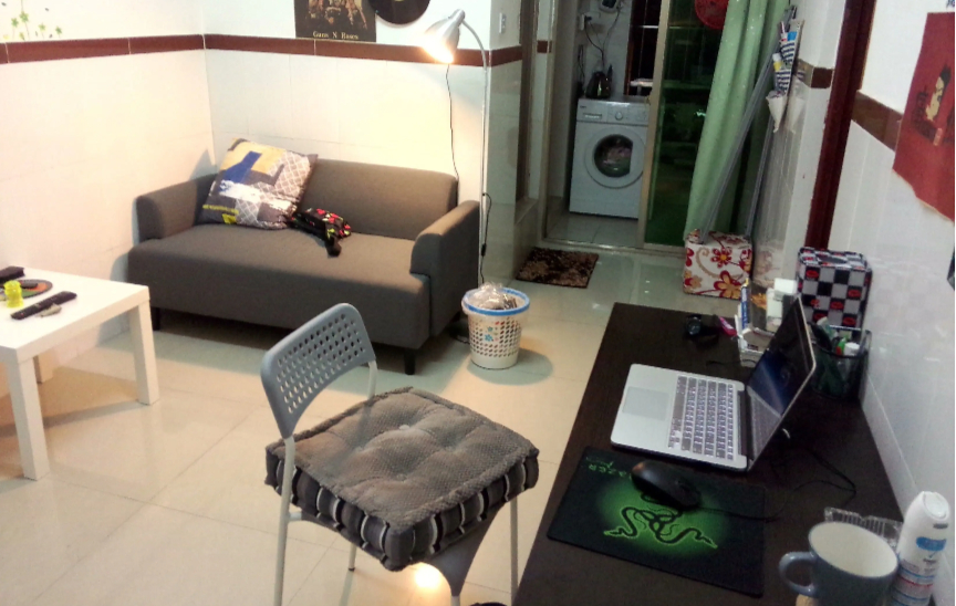 房东靠自己挣钱交房租,要求租户按照工资比例交房租