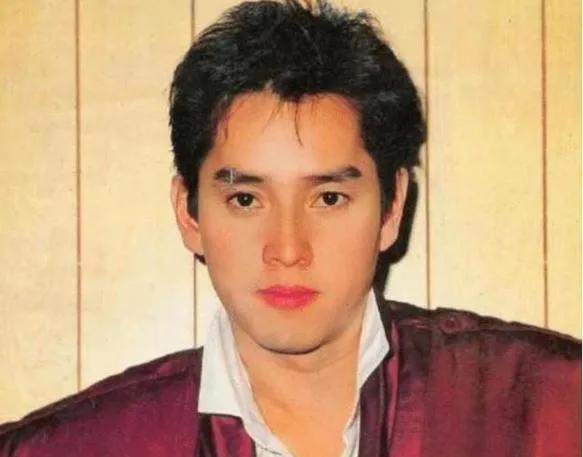 谭咏麟校长人生经历,谭咏麟曾经的校长