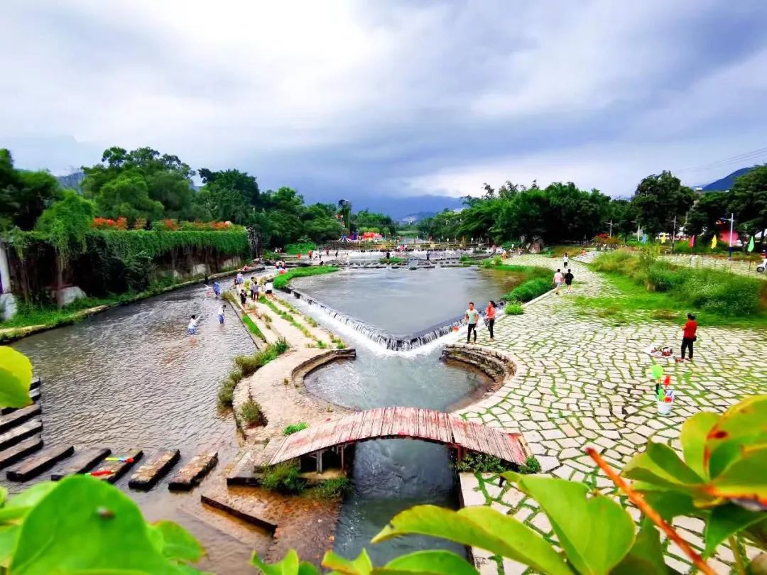 畅玩！放松遛娃，清新山海去哪里→