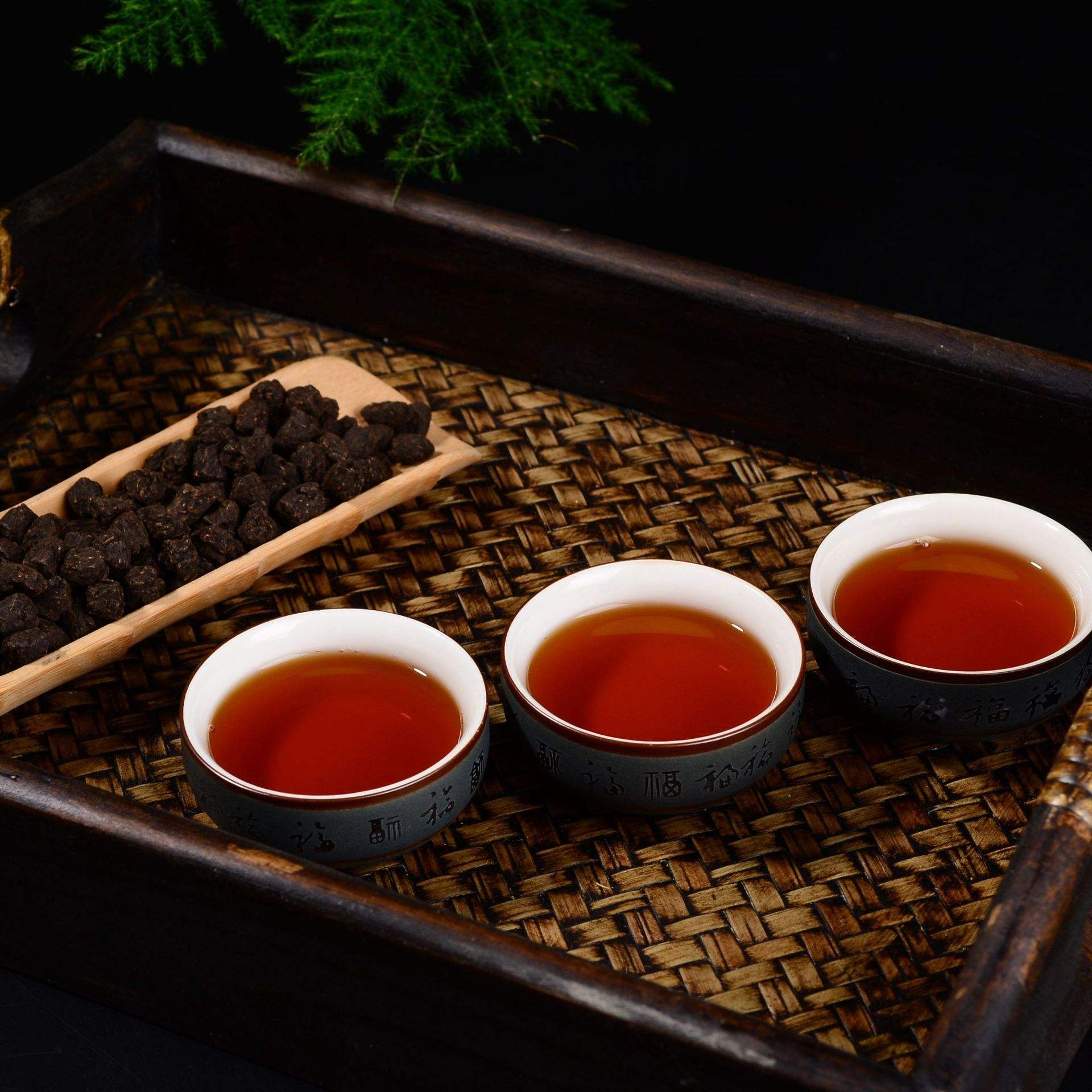 泡茶的茶叶要先清洗一遍吗,泡茶前茶叶需要清洗