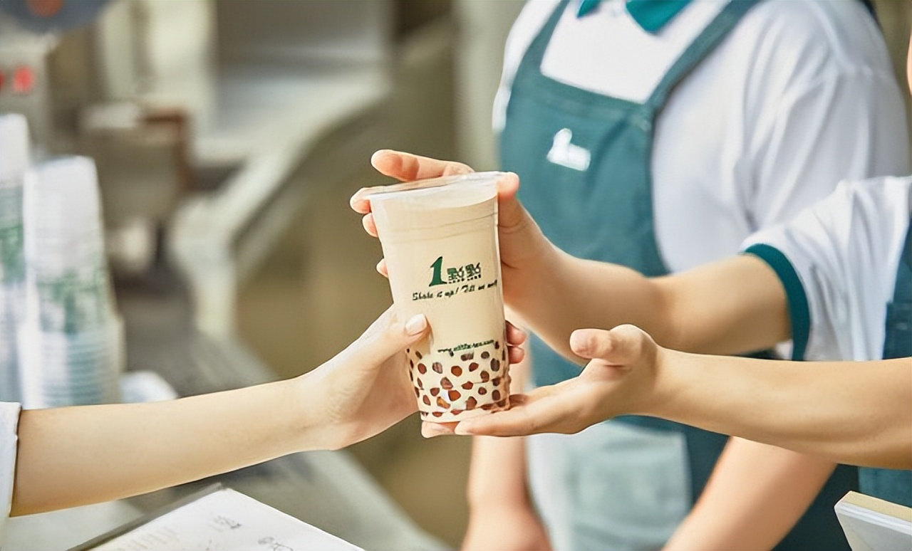 一点点奶茶加盟费用条件,一点点奶茶加盟费用2020