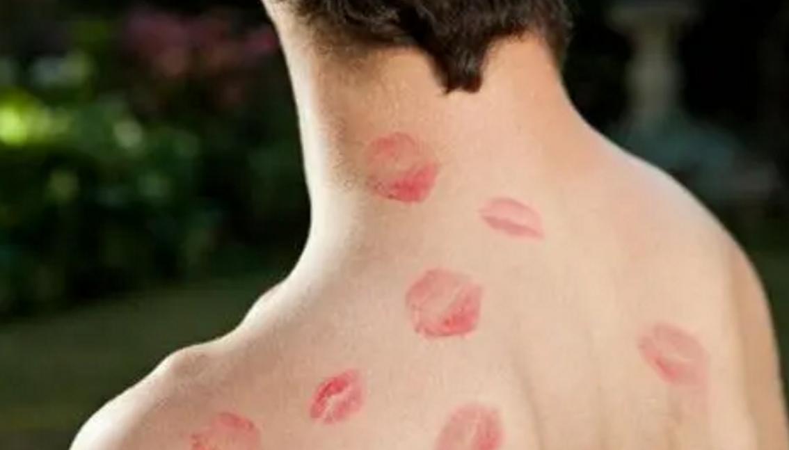 男女之间接吻有危险吗,男女之间亲吻有什么危害