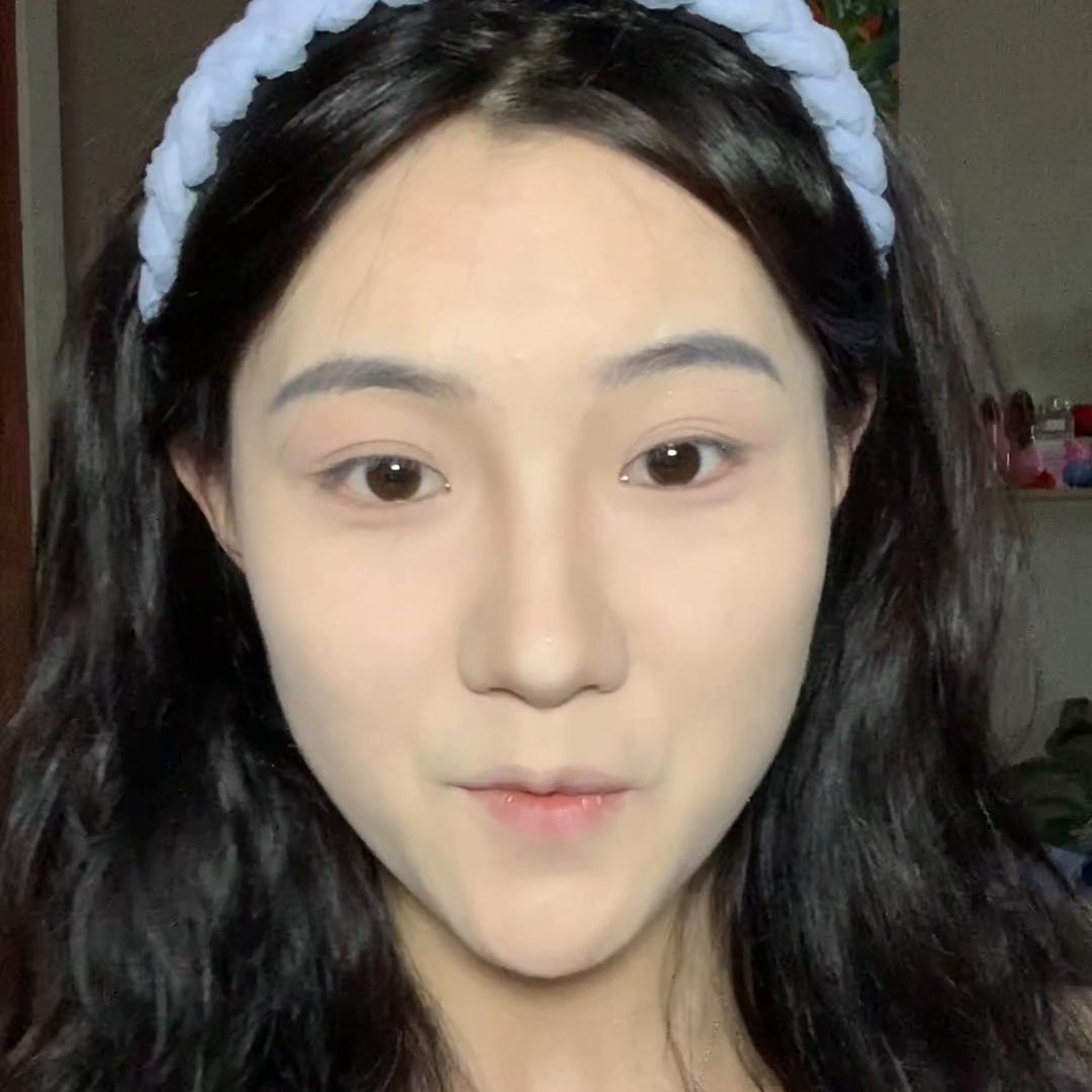 做自媒体怎么化妆,做自媒体学习化妆需要哪些工具