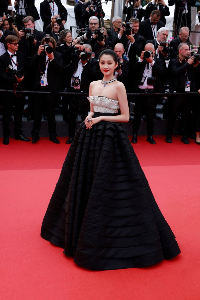 范冰冰戛纳红毯华美瞬间回顾,范冰冰曾经的戛纳红毯
