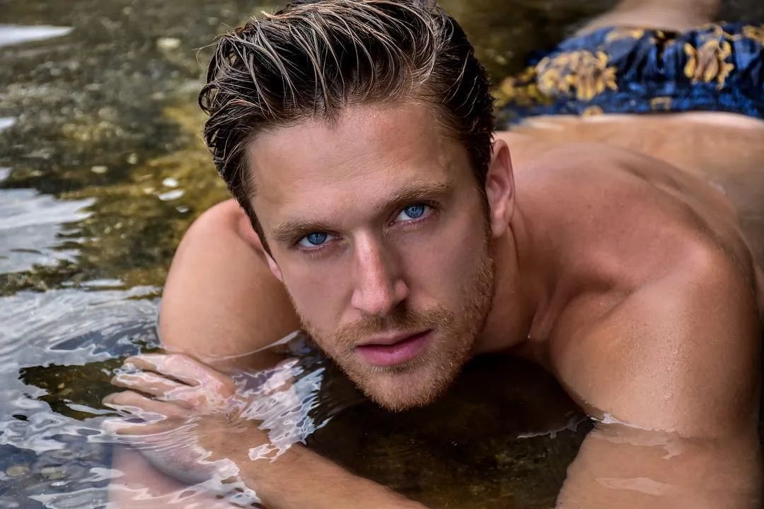 澳大利亚男模罗杰斯是麻辣鸡的粉丝，这算不算变相出柜了？