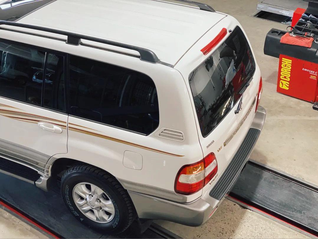 翻新陆巡lc100,陆巡lc100老款改装新款最佳案例