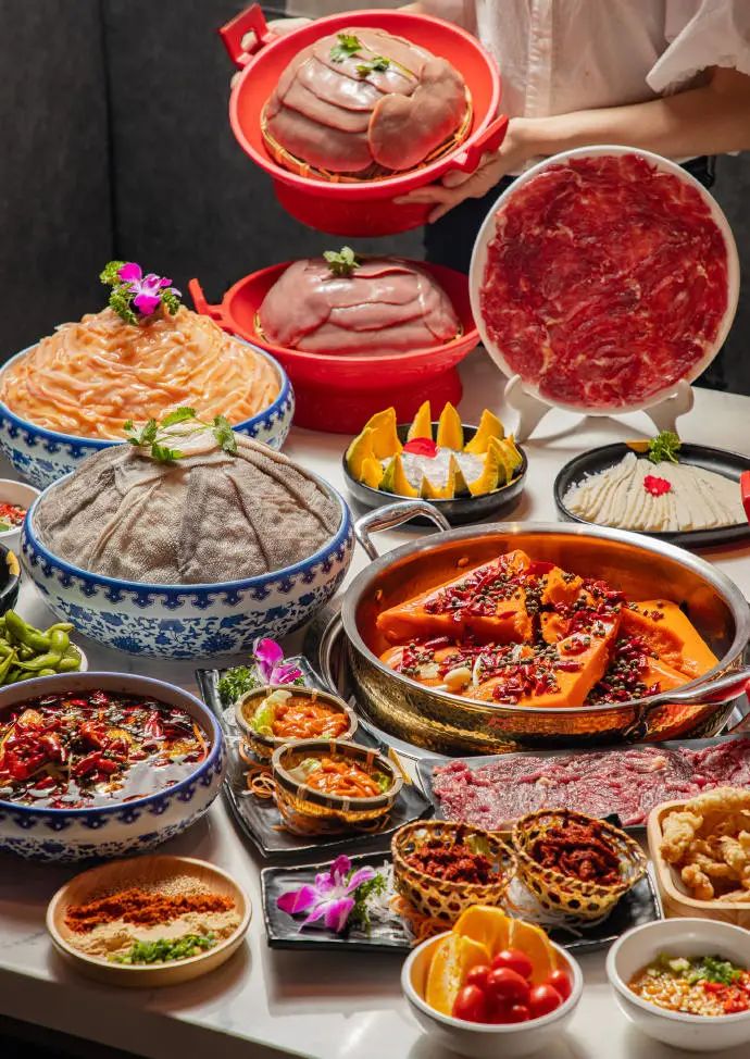 海底捞被哪里收购,谁抢走了海底捞的生意