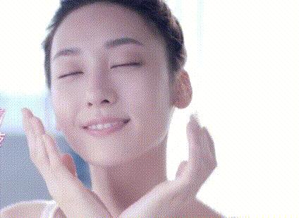 痘痘是怎么引起的如何有效祛痘,痘痘反复长你知道如何正确祛痘吗