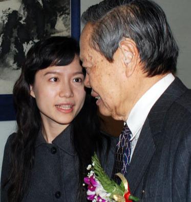 杨振宁百岁之际翁帆披露相处细节,翁帆为何要嫁差54岁的杨振宁