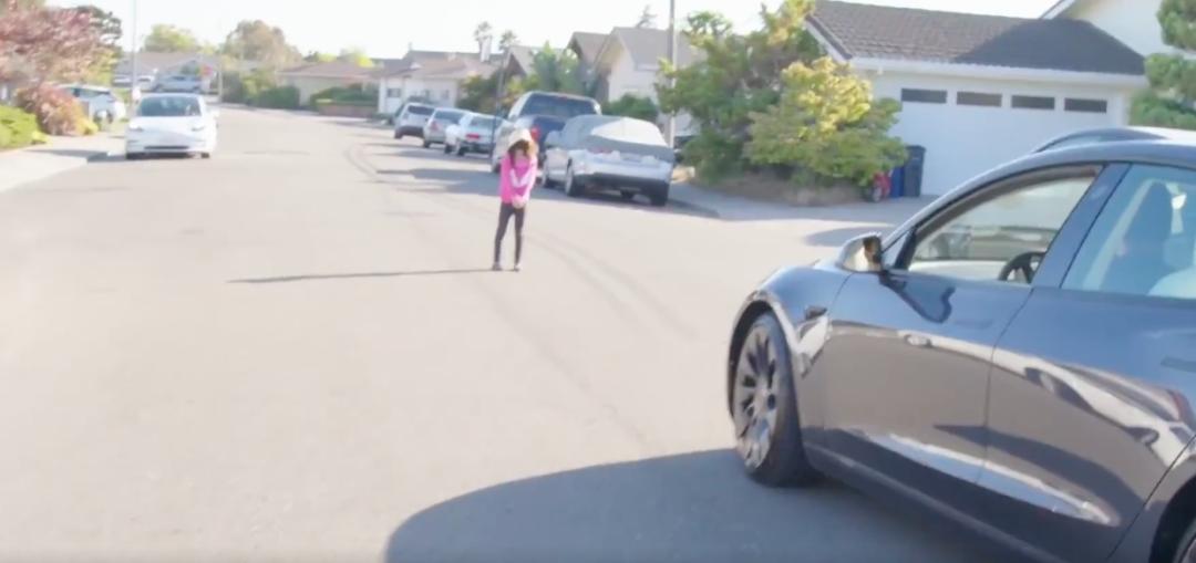 炮轰特斯拉原视频,特斯拉各种黑粉