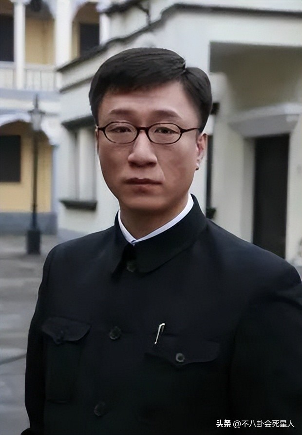 柳云龙张译孙红雷最新谍战剧,前夜柳云龙孙红雷谍战剧