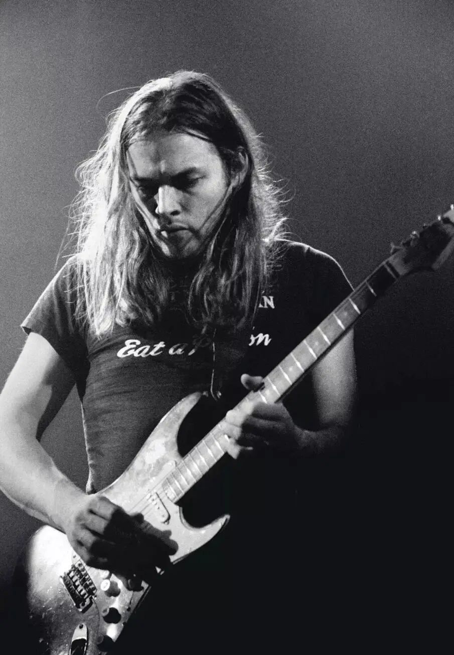 25万乐迷投票：史上最佳十大吉他手