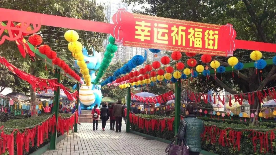 当方特「退场」，余下的还有回声