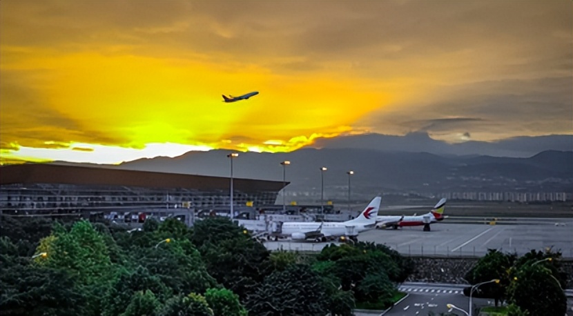 云南旅游度假三天,疫情过后云南旅游客流暴增