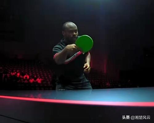 马龙3-1战胜非洲一哥，最后时刻场上出现看不懂的一幕，龙队懵了