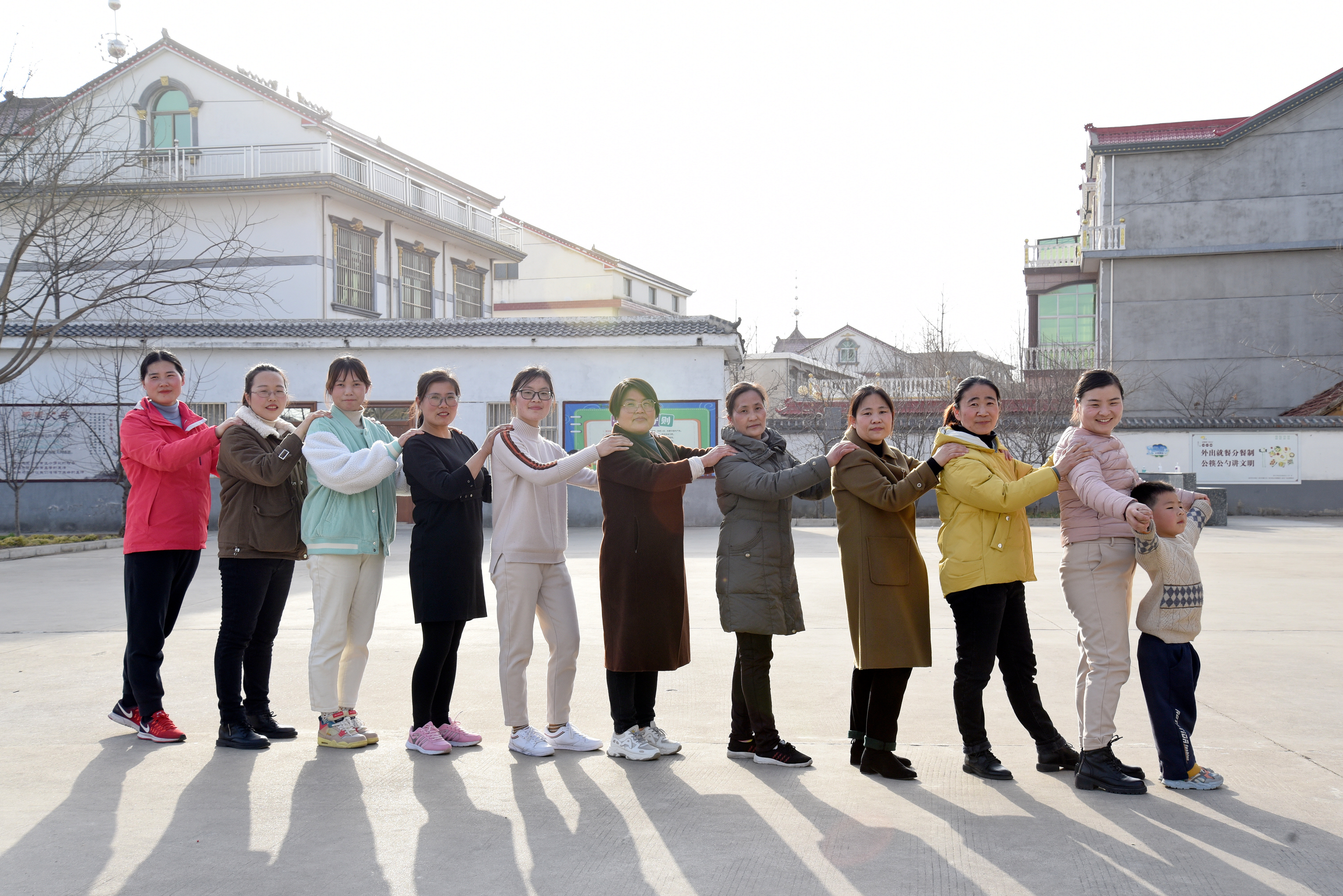 城关小学三八妇女节,三八妇女节快乐幸福