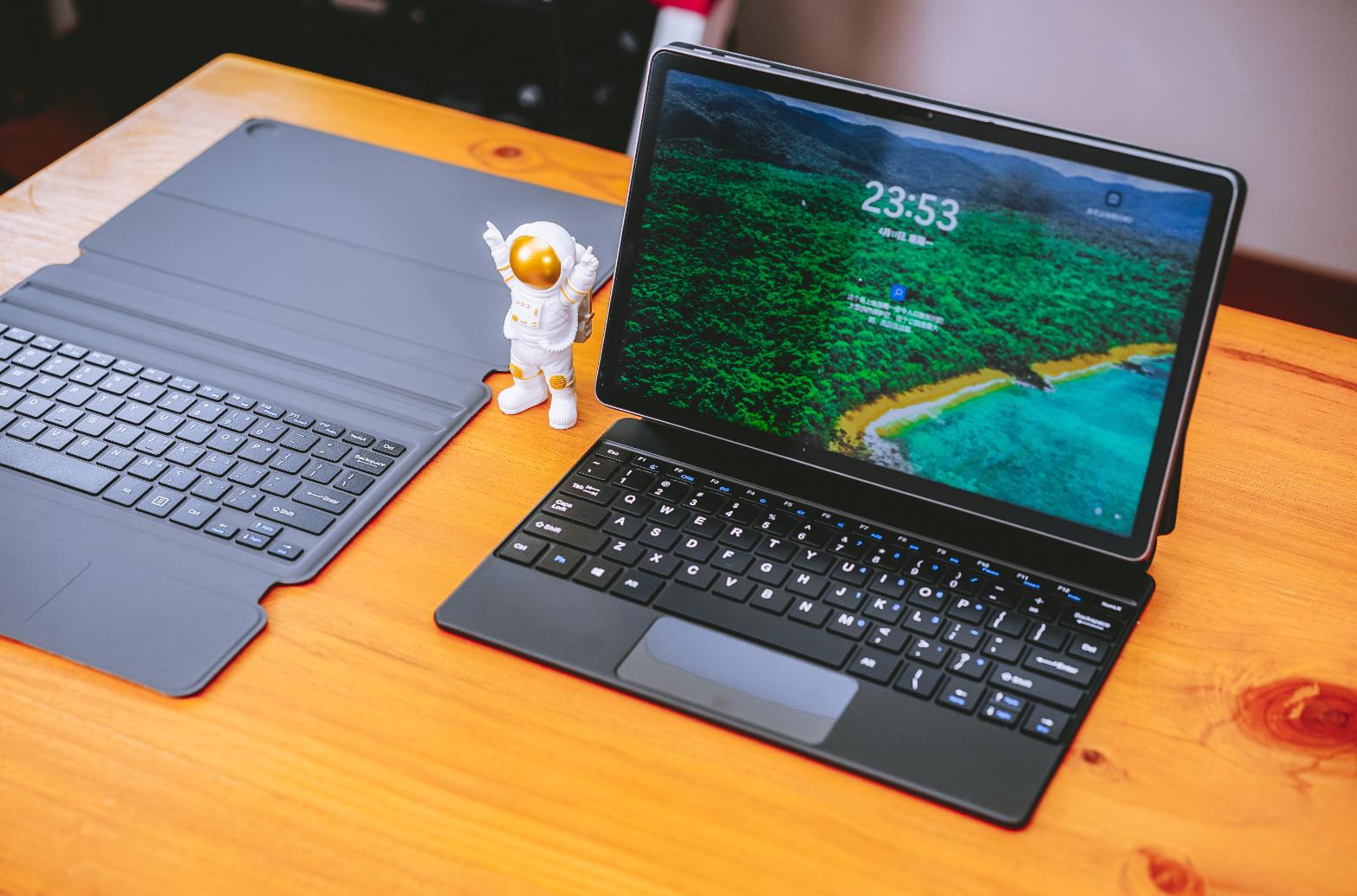 酷比魔方iworkgt12平板,酷比魔方iwork20pro和微软surfacego2