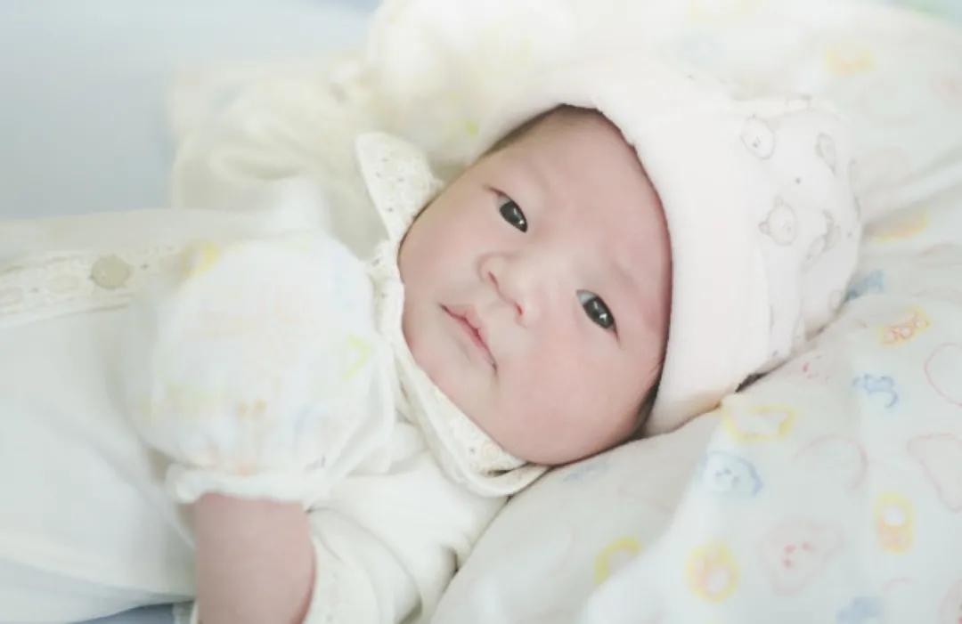 三个月的宝宝口水多,宝宝口水比较多怎么办